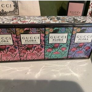 Gucci Flora mini perfume set